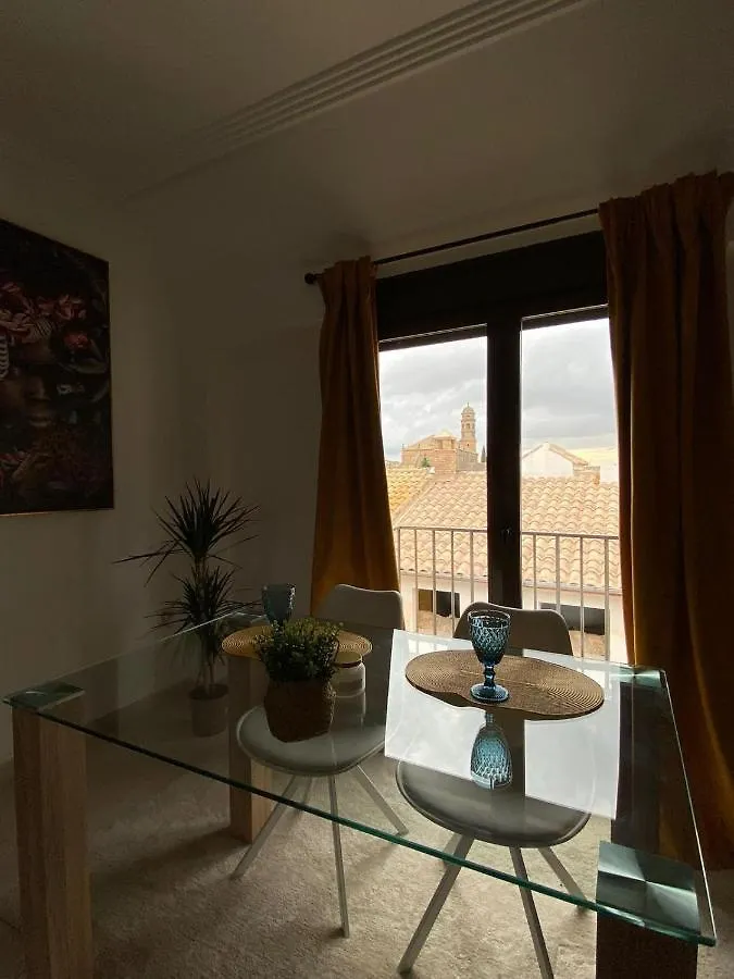 Piso En El Casco Antiguo Apartment Baeza 0*,